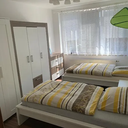 Ferienwohnung Ahlem アパート